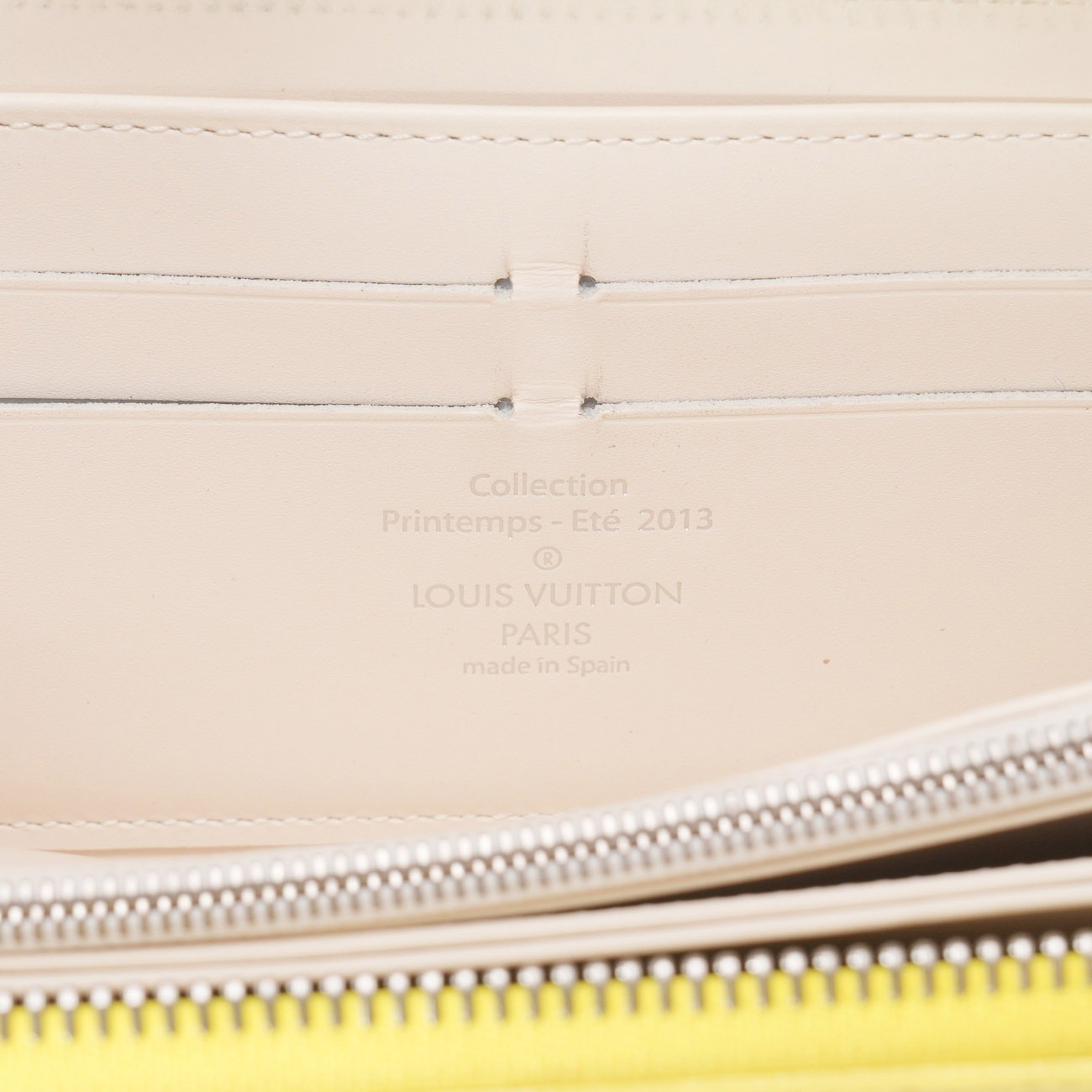 LOUIS VUITTON(USED)루이비통 시즌  페이던트 장지갑